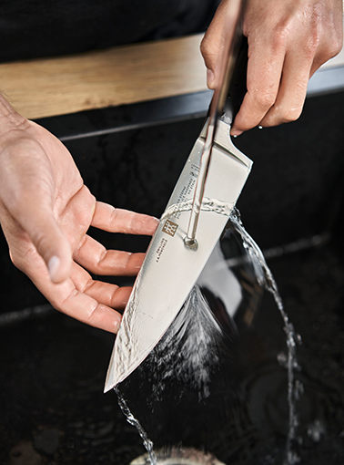 How to clean your knives: