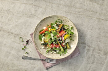 Salade van watermeloen en courgette