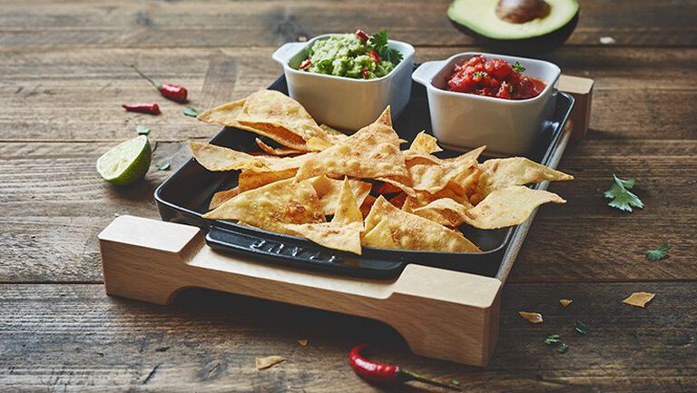 HOME-MADE NACHOS MIT ZWEIERLEI DIPS | ZWILLING