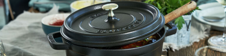 ココット ブラック| 鋳物ホーロー鍋| ストウブ(STAUB)公式通販 staub  