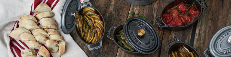 オーバル 11cm| 鋳物ホーロー鍋| ストウブ(STAUB)公式通販 