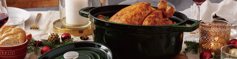 オーバル 27cm| 鋳物ホーロー鍋| ストウブ(STAUB)公式通販 