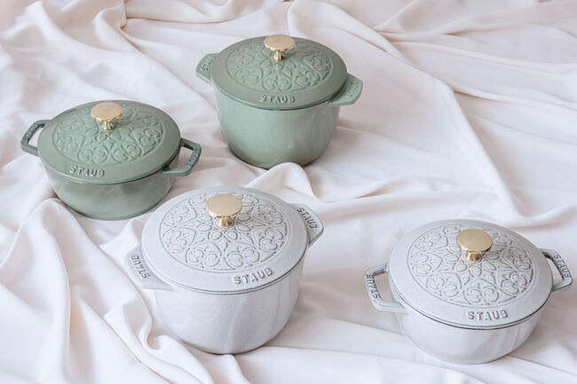 ストウブ staub フレンチオーブン 24cm Lily グランブルー（ストウブ  