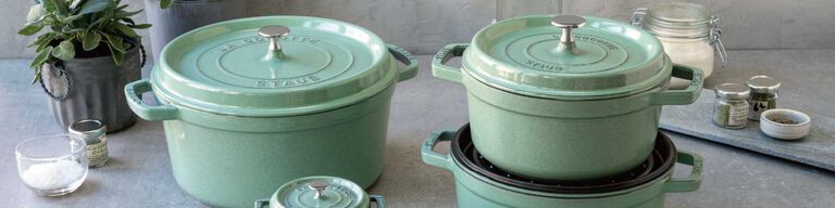 ココット セージグリーン| 鋳物ホーロー鍋| ストウブ(STAUB)公式通販