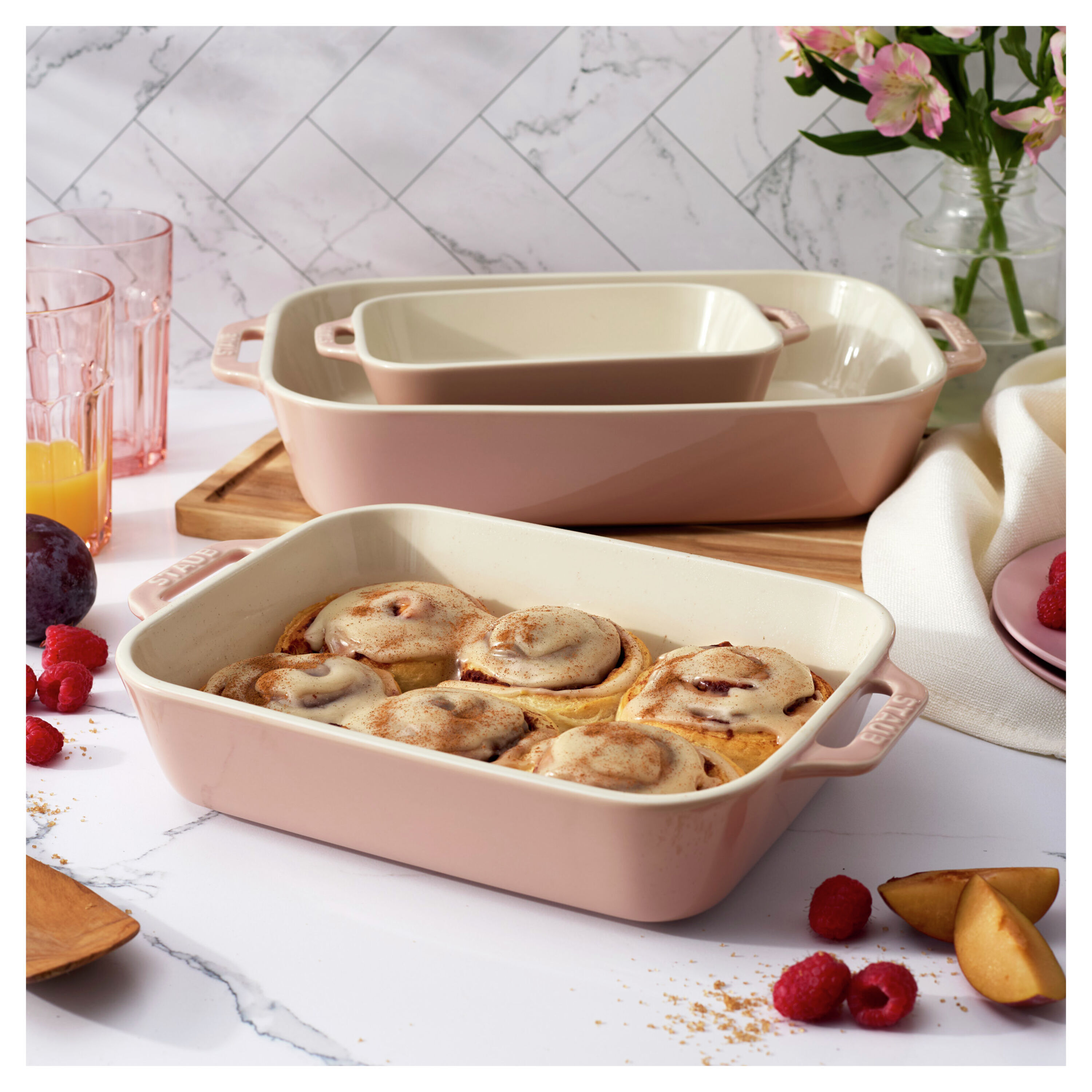 Buy Staub Stoneware Ovenware set | ZWILLING.COM