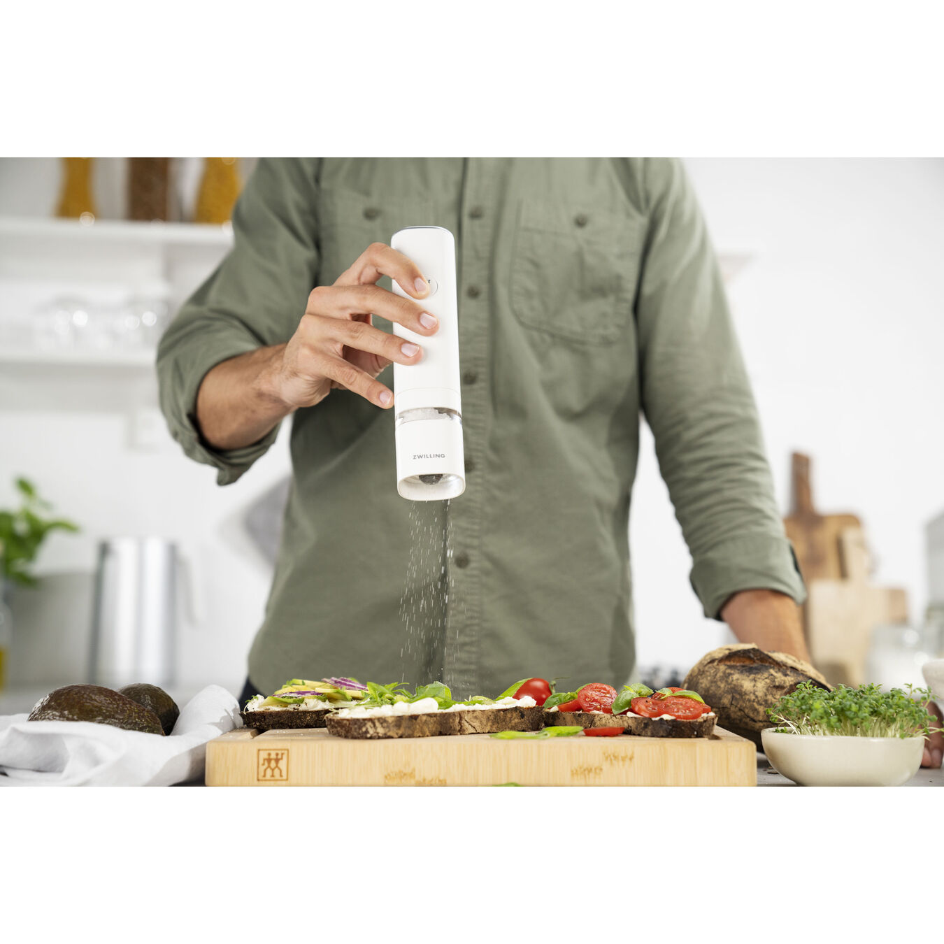 Electric Salt and Pepper Mill, rechargeable,,large 6