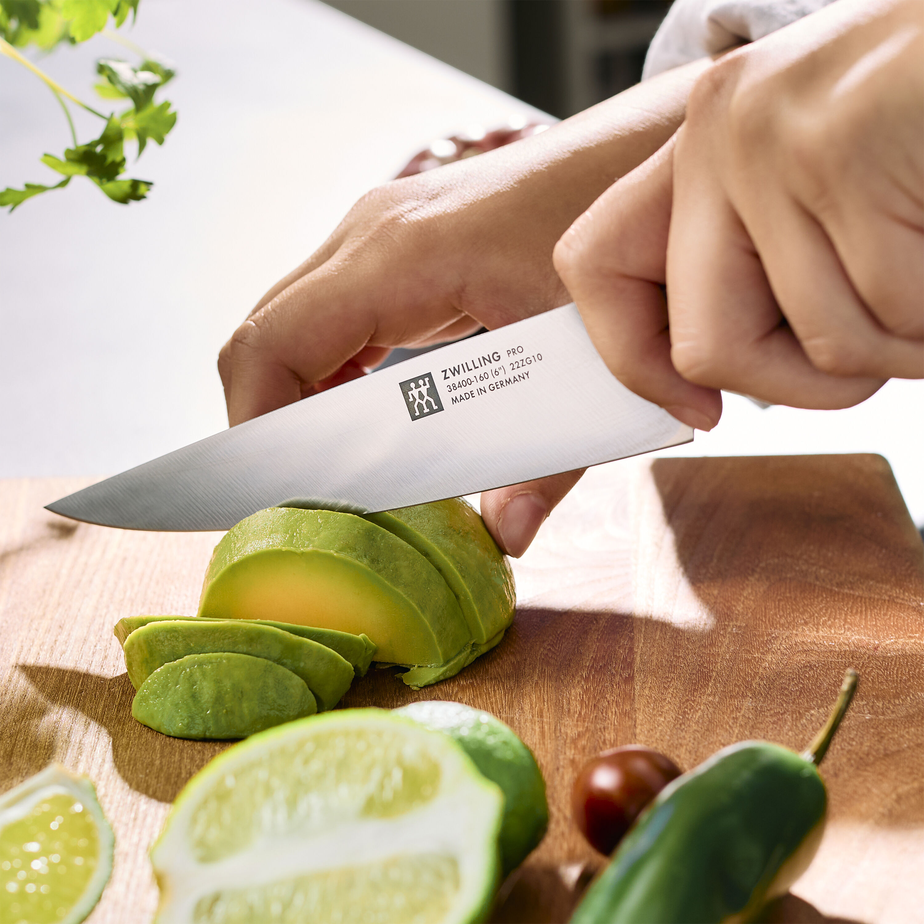 ZWILLING Pro Vleesmes 16 cm - Pro - ZWILLING