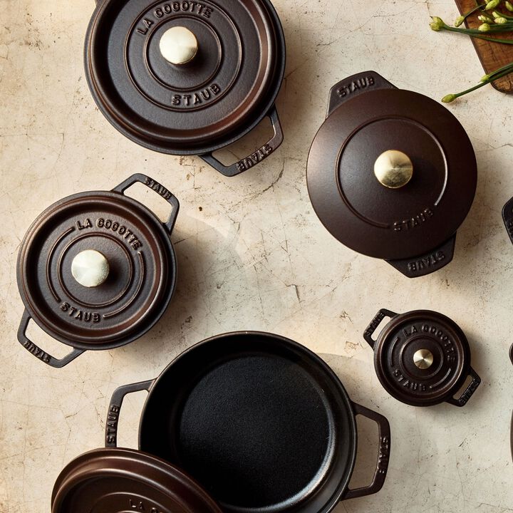 La Cocotte, 22 cm round Cast iron Cocotte chocolate, large 3