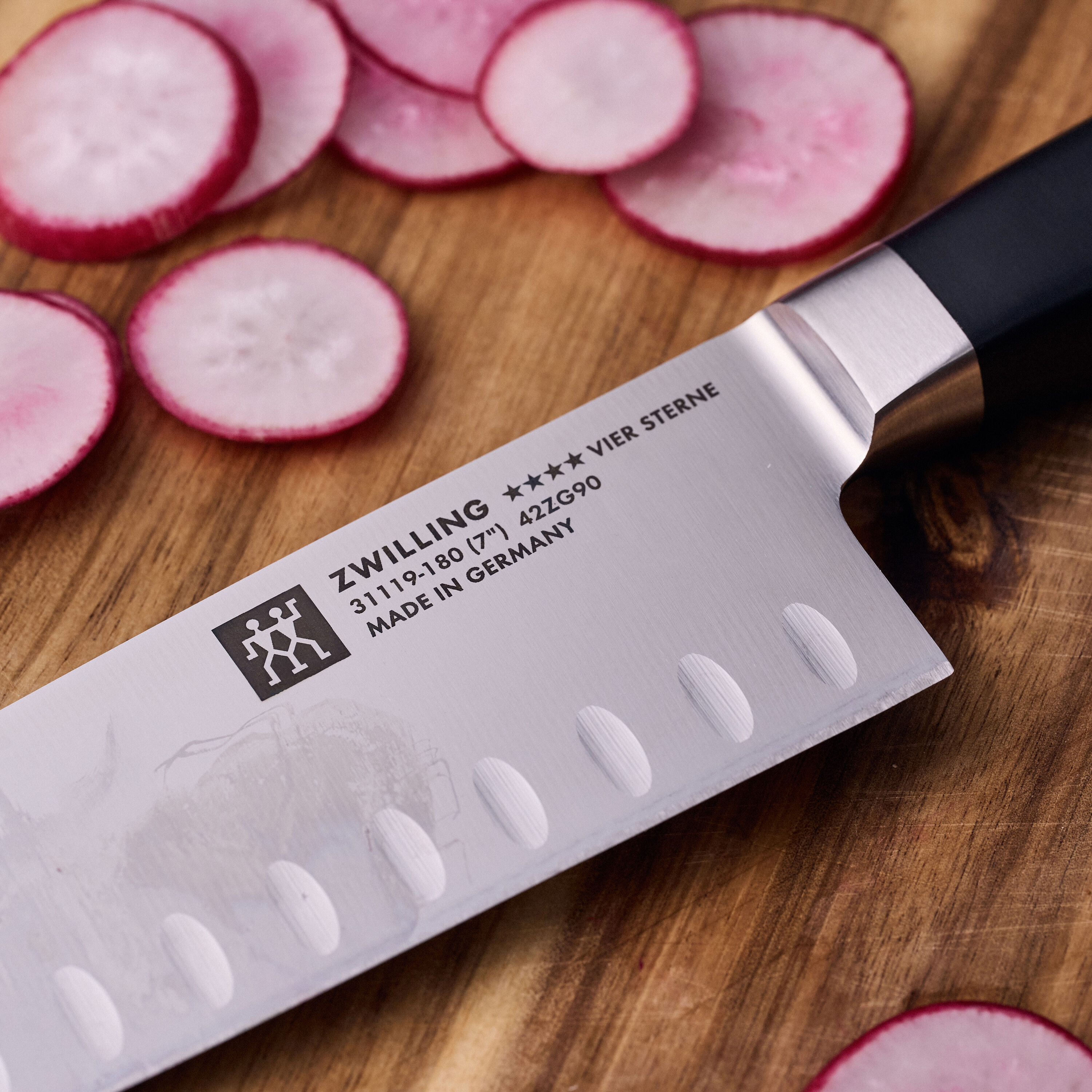 ZWILLING VIER STERNE Santoku 18 cm - VIER STERNE - ZWILLING
