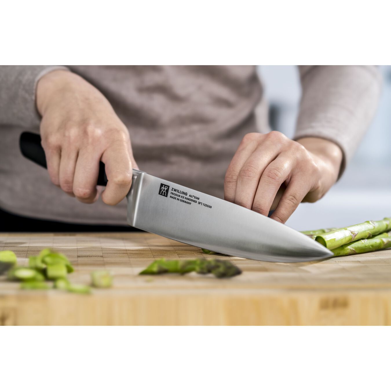 8 inch Chef's knife, silver,,large 3