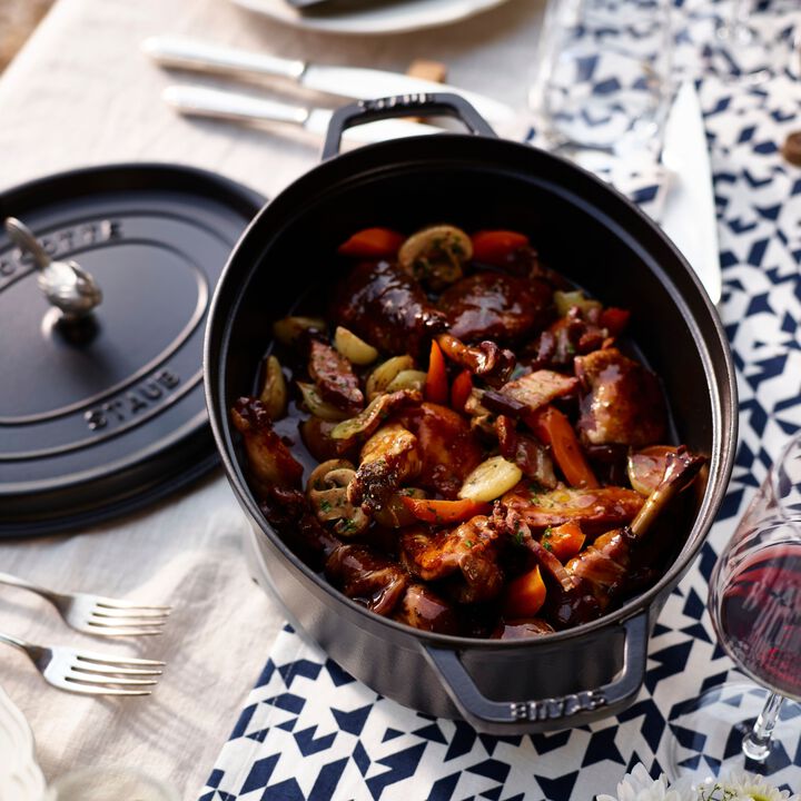 Cast Iron, 5.75 qt, Oval, Coq Au Vin Dutch Oven, Matte Black, large 2