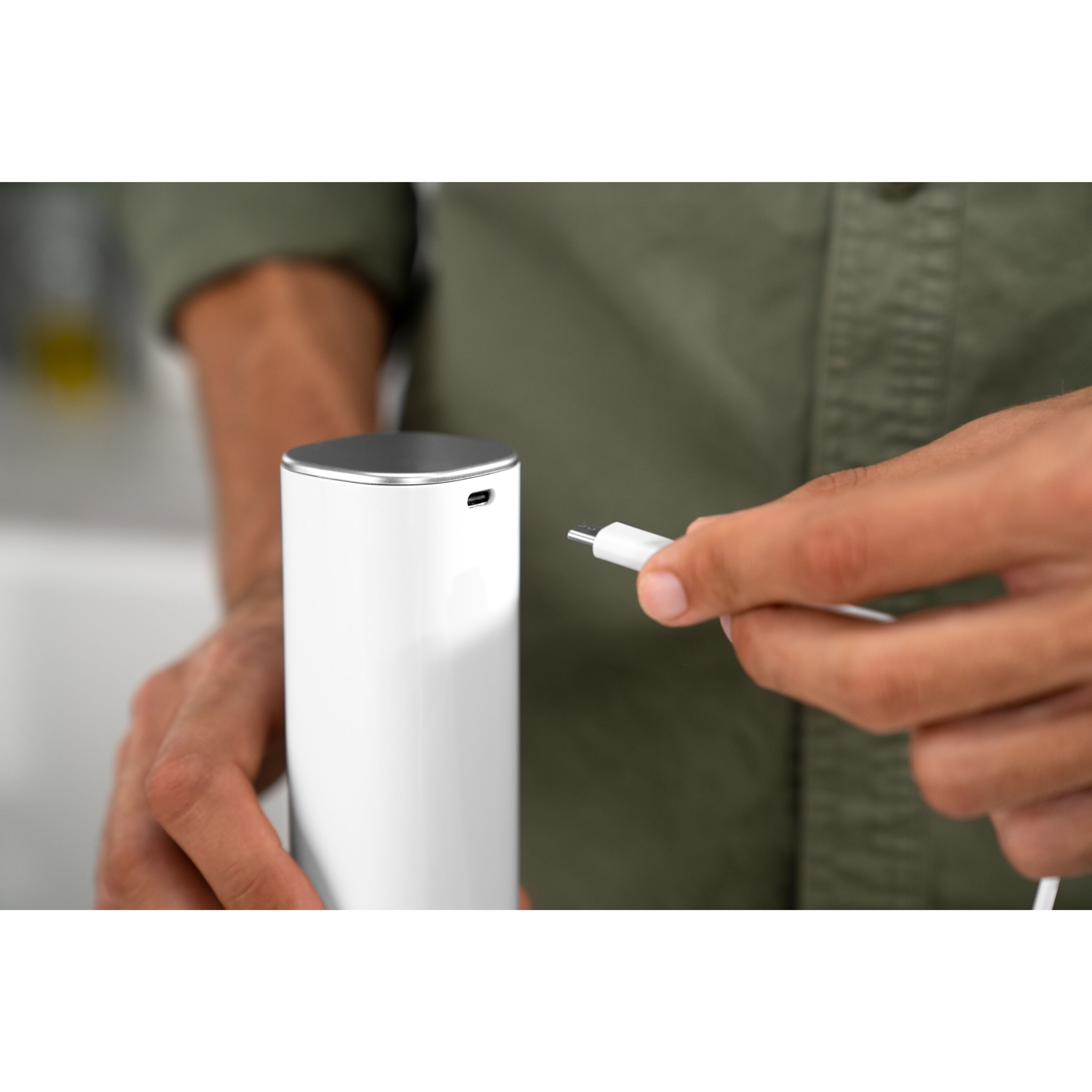 ZWILLING Enfinigy Electric Salt/Pepper Mill Set, 2-pc - Thumbnail 5