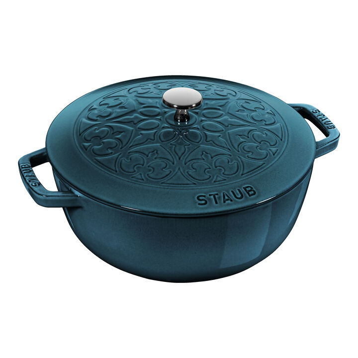 La Cocotte, Essential French Oven with lily lid and trivet 2 Piece, cast iron, large 2