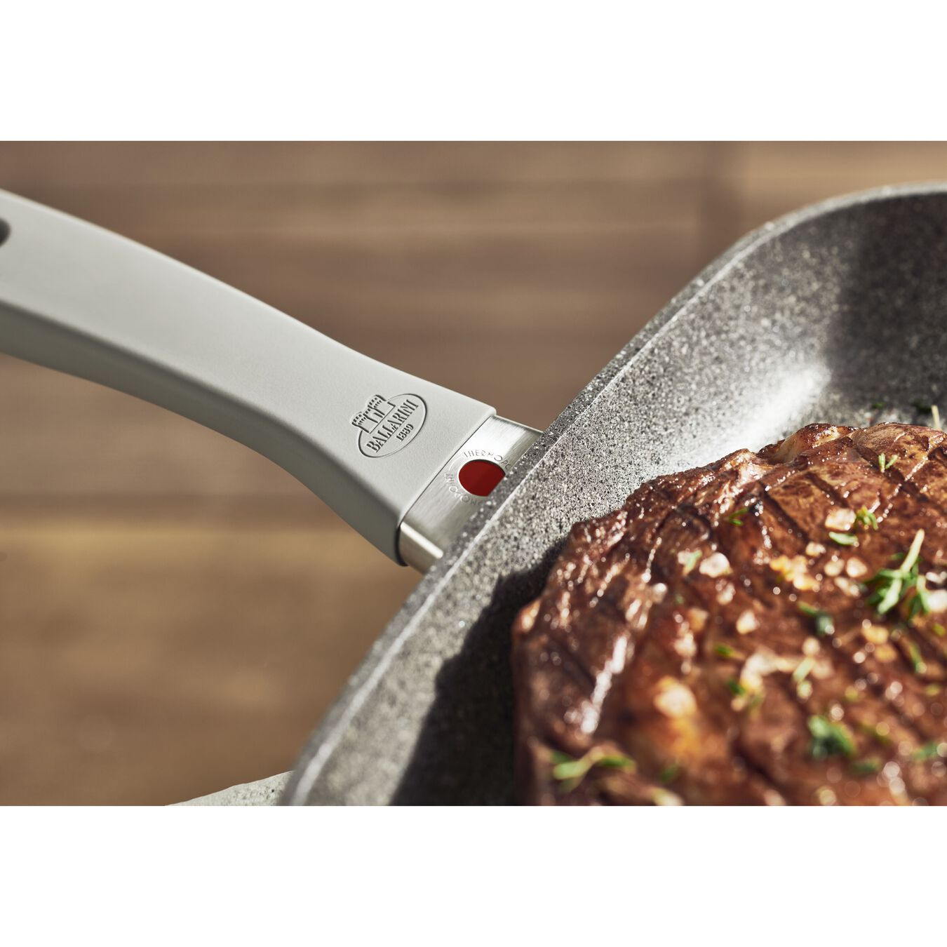 Barazzoni Granitica Bistecchiera Grill In Alluminio 28 Cm - Antiaderente Marmotech, Made In Italy