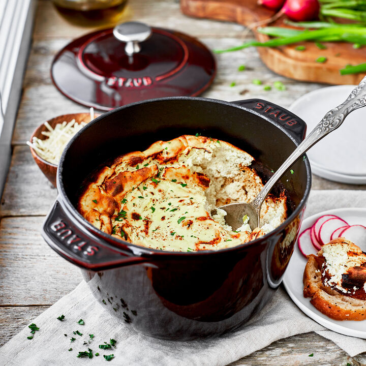 Cast Iron, 1.5 qt, Petite French Oven, grenadine, large 2