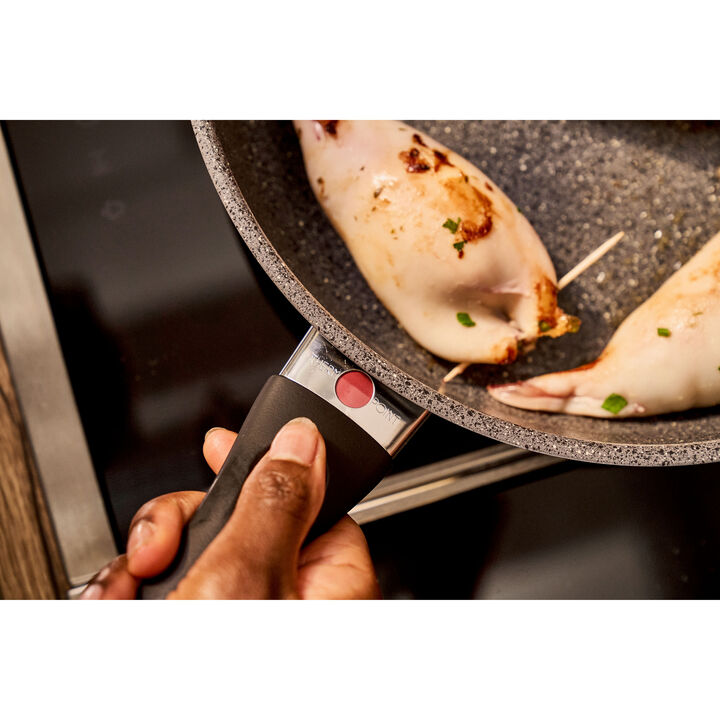 Bologna Ceramic, 20 cm / 8 inch aluminum Frying pan, large 3