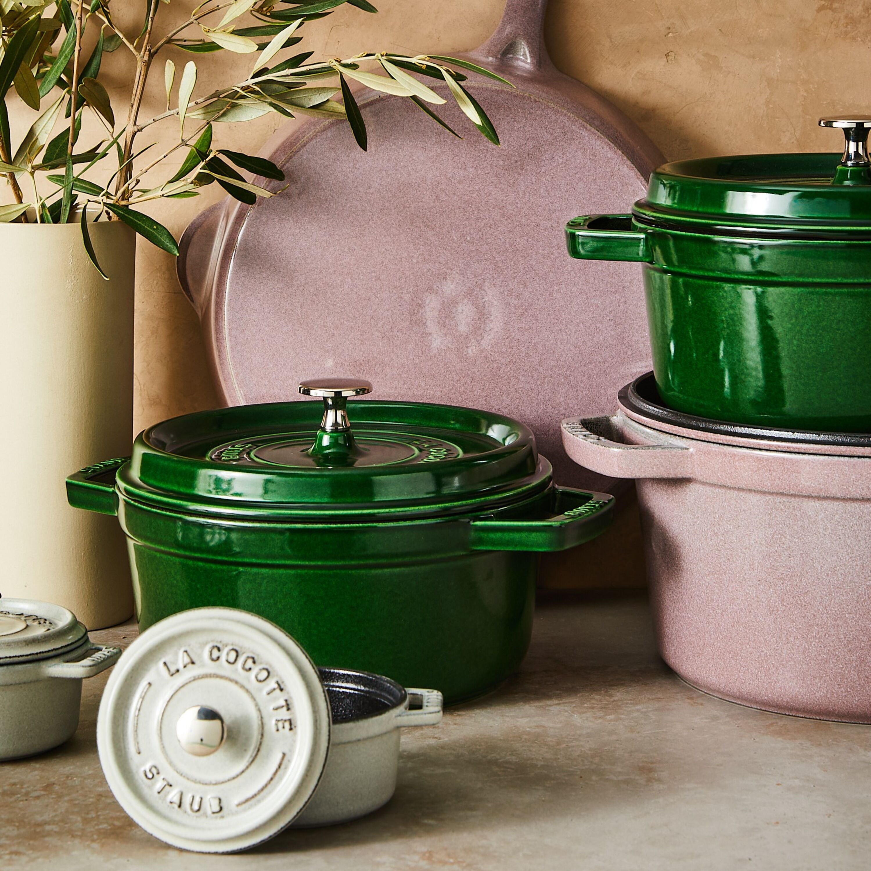 Buy Staub Cast Iron Cocotte | ZWILLING.COM