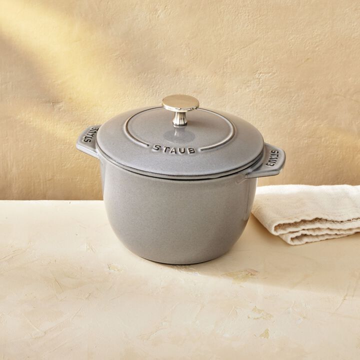 Cast Iron, 1.5 qt, Petite French Oven, graphite grey, large 3
