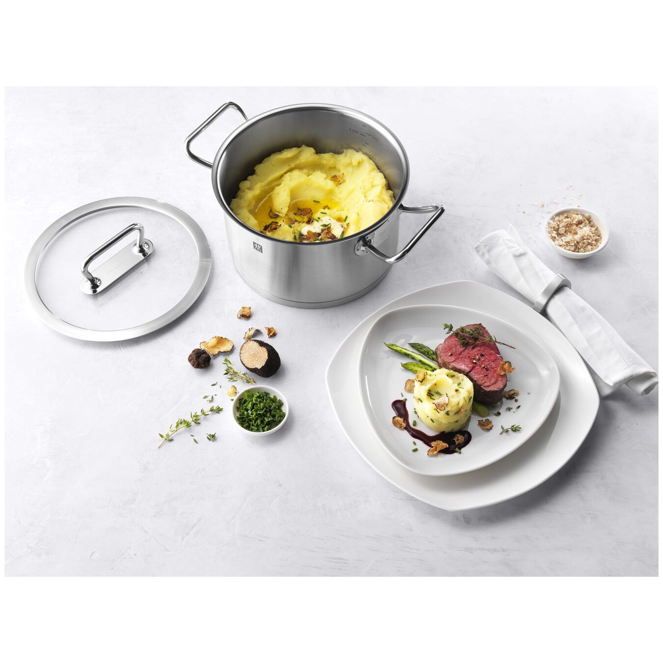 ZWILLING Pro 9 PIECE COOKWARE SET, 5 Piece round 18/10 Stainless