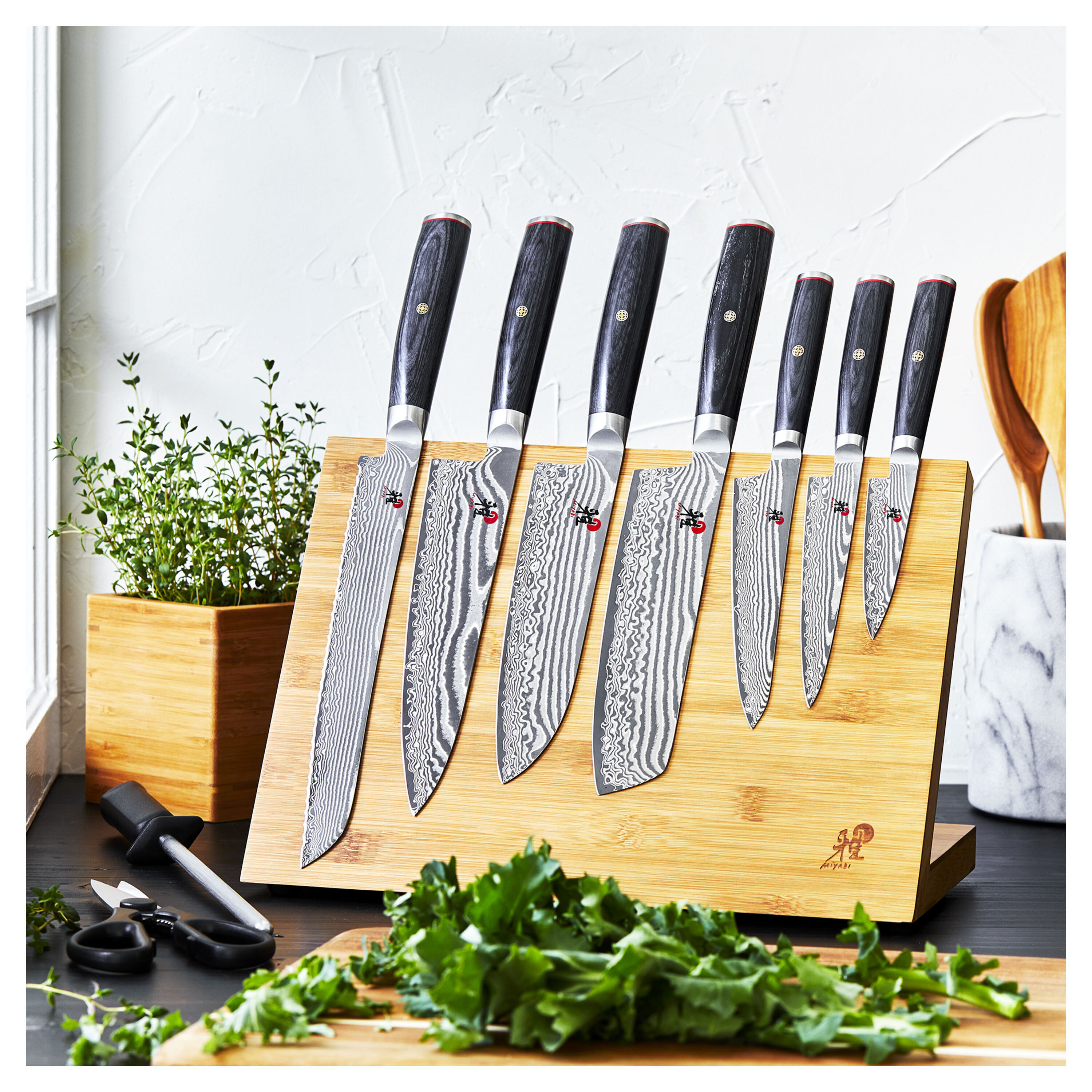 Buy MIYABI KAIZEN II 5000FCD Knife set | ZWILLING.COM