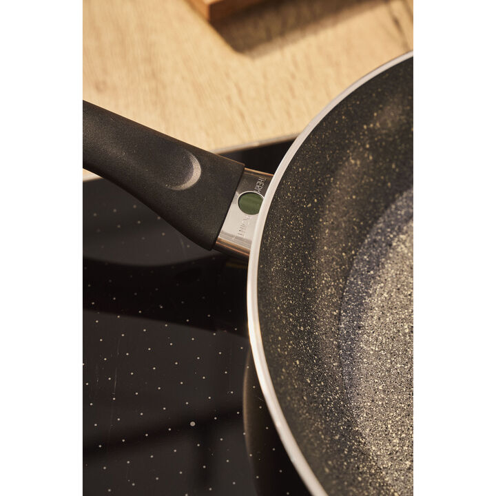 Bologna Ceramic, 2 Piece aluminum Fry pan set, large 4