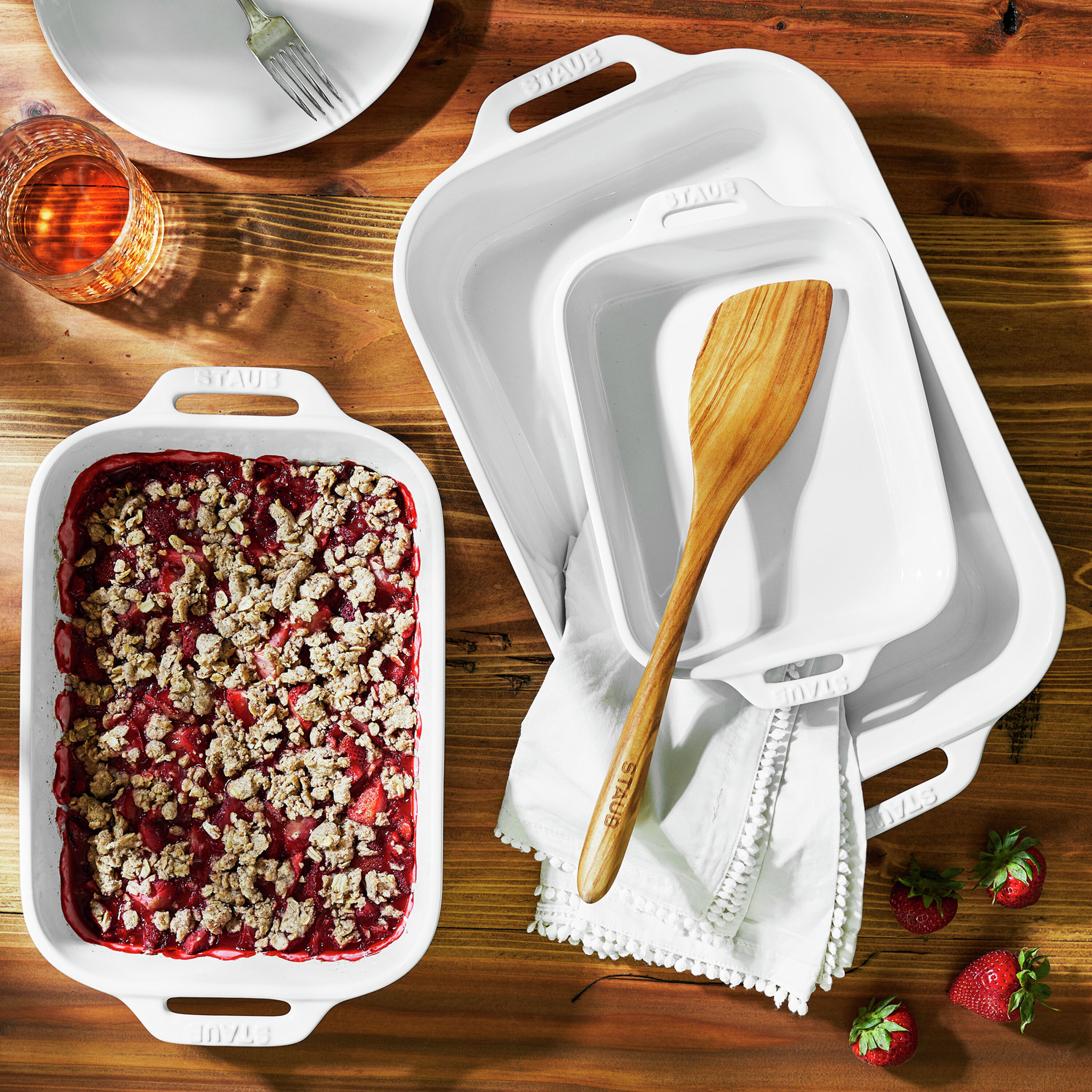 Buy Staub Ceramique Ovenware set | ZWILLING.COM