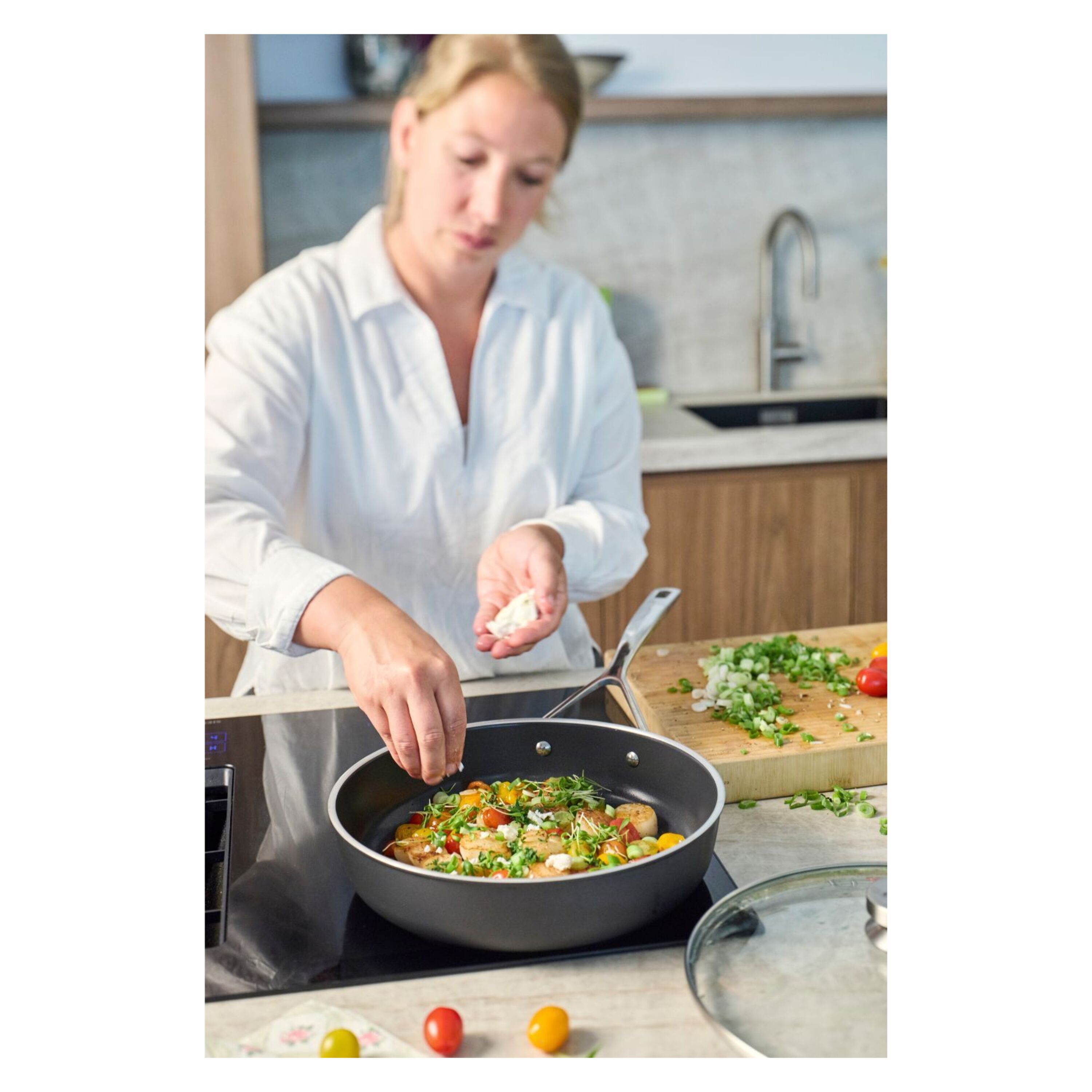 Demeyere Alu Pro 5 Hapjespan met lange steel Ceraforce 28 cm - Alu Pro 5 - Demeyere