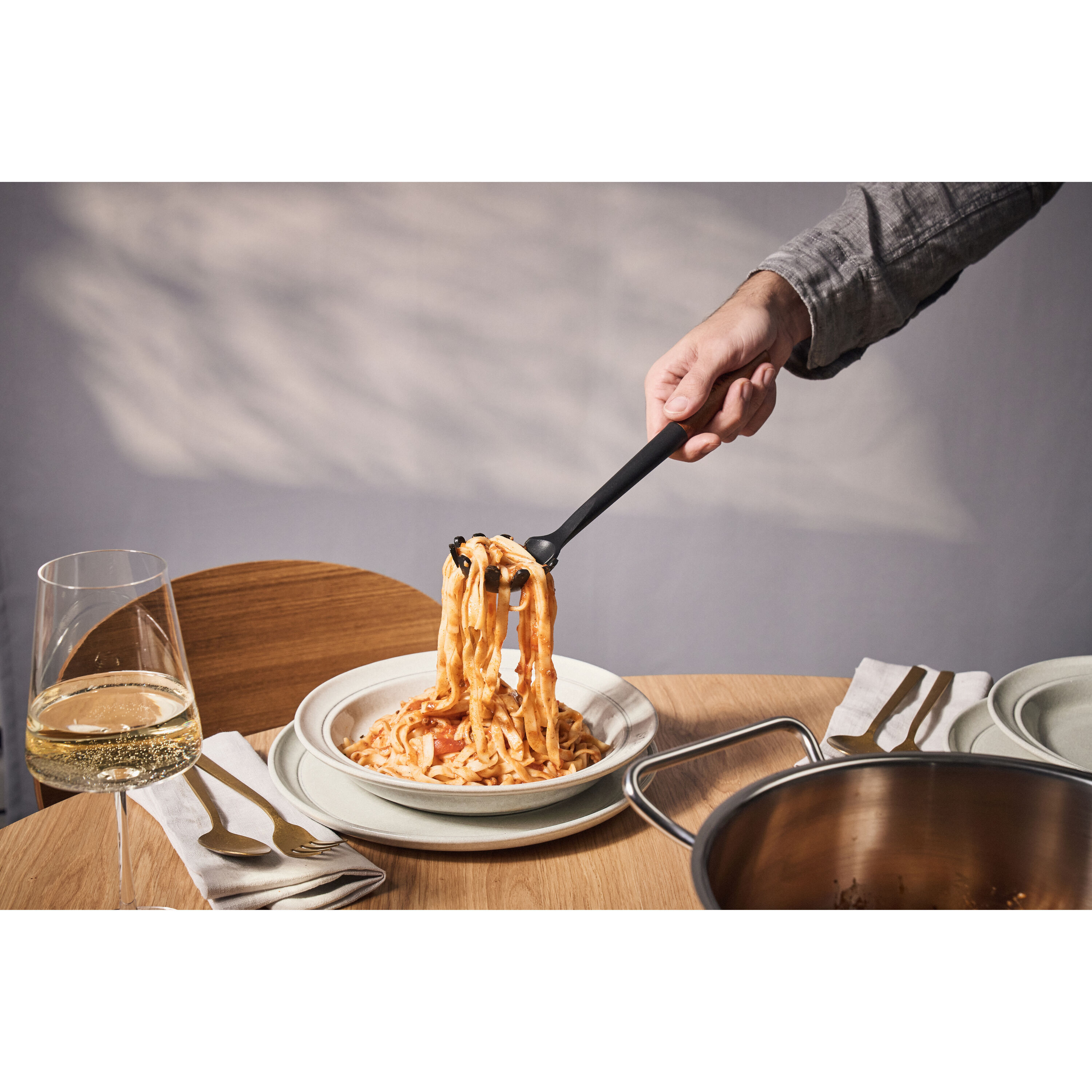 STAUBキッチンツールセット Amazon.com: Staub Silicone with Wood Handle 5-pc Cooking Utensil