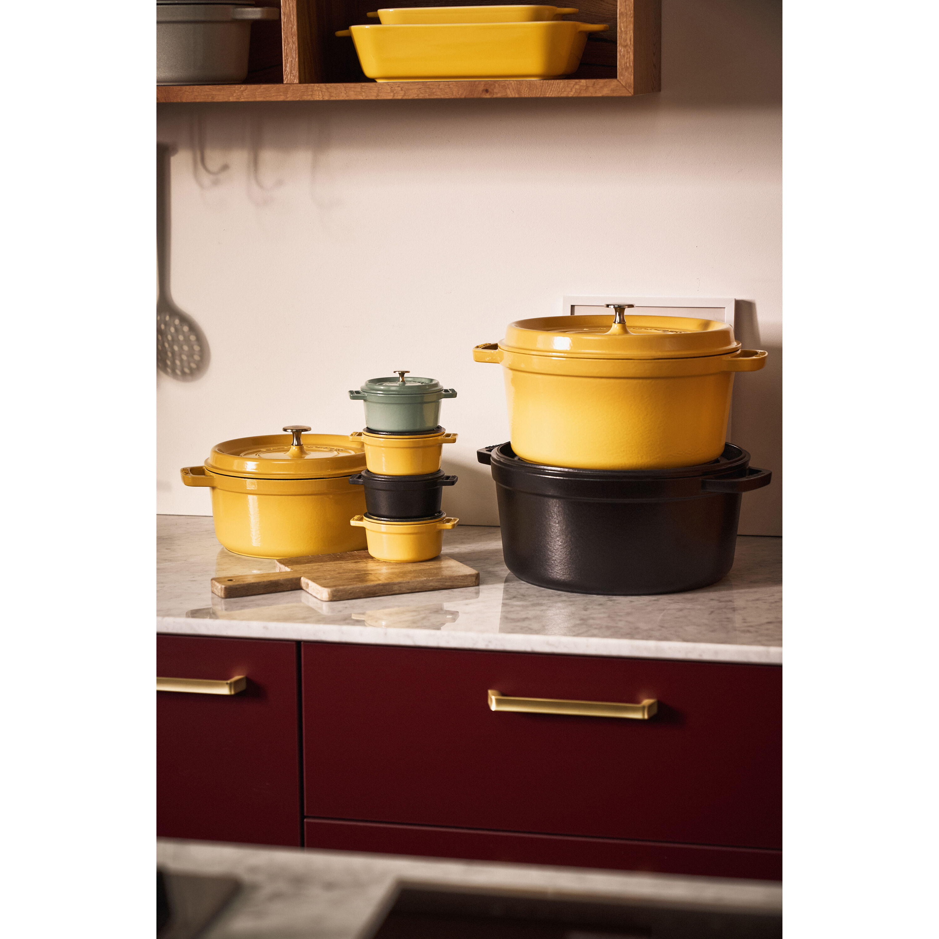 Buy Staub Cast Iron Cocotte | ZWILLING.COM