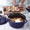 La Cocotte, 24 cm round Cast iron Cocotte dark-blue, small 5