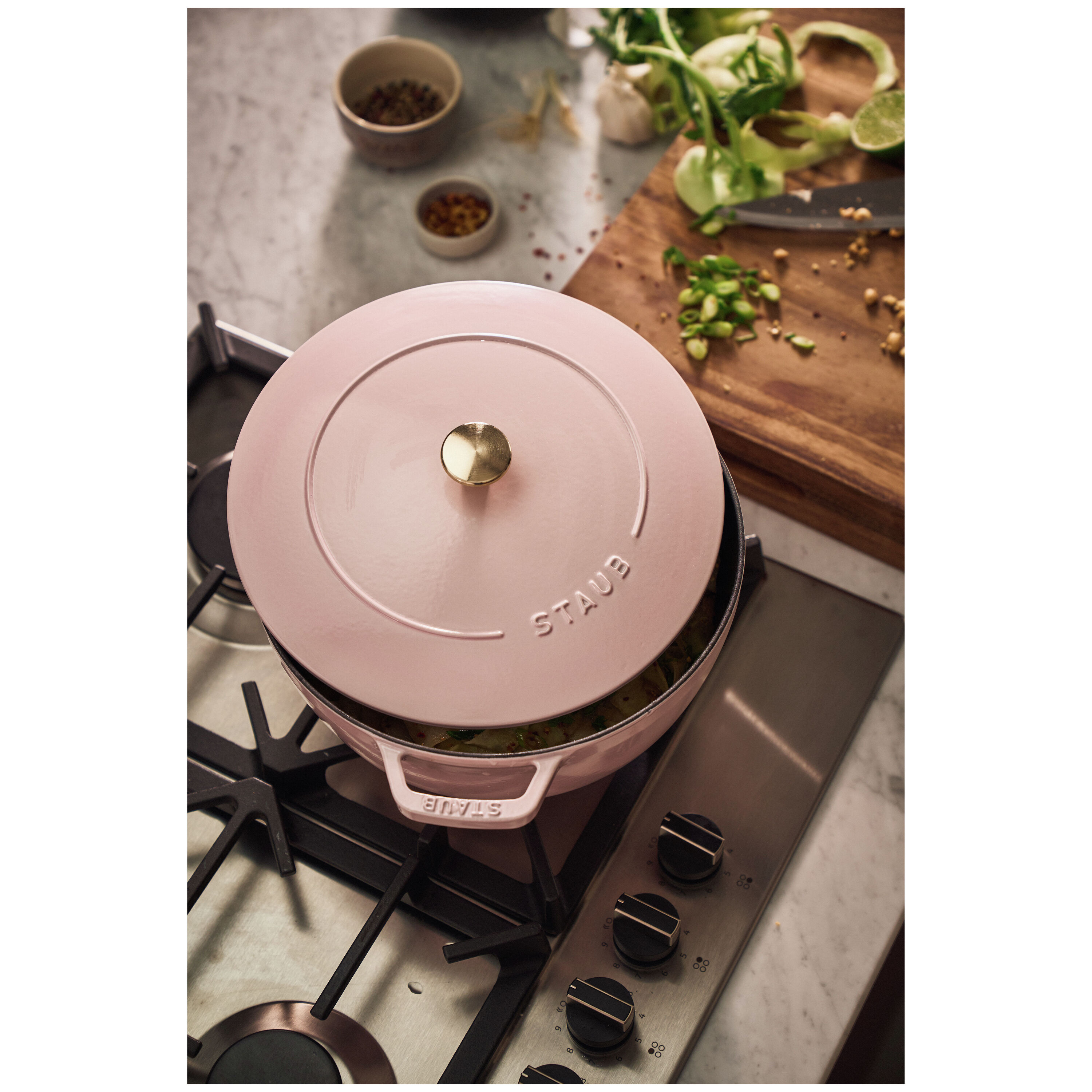 Buy Staub Cast Iron French oven | ZWILLING.COM