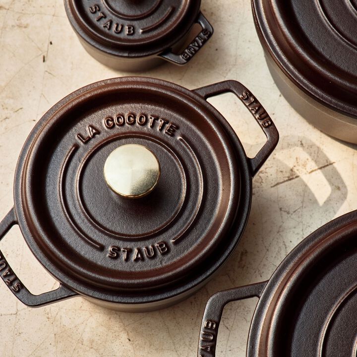 La Cocotte, 22 cm round Cast iron Cocotte chocolate, large 2