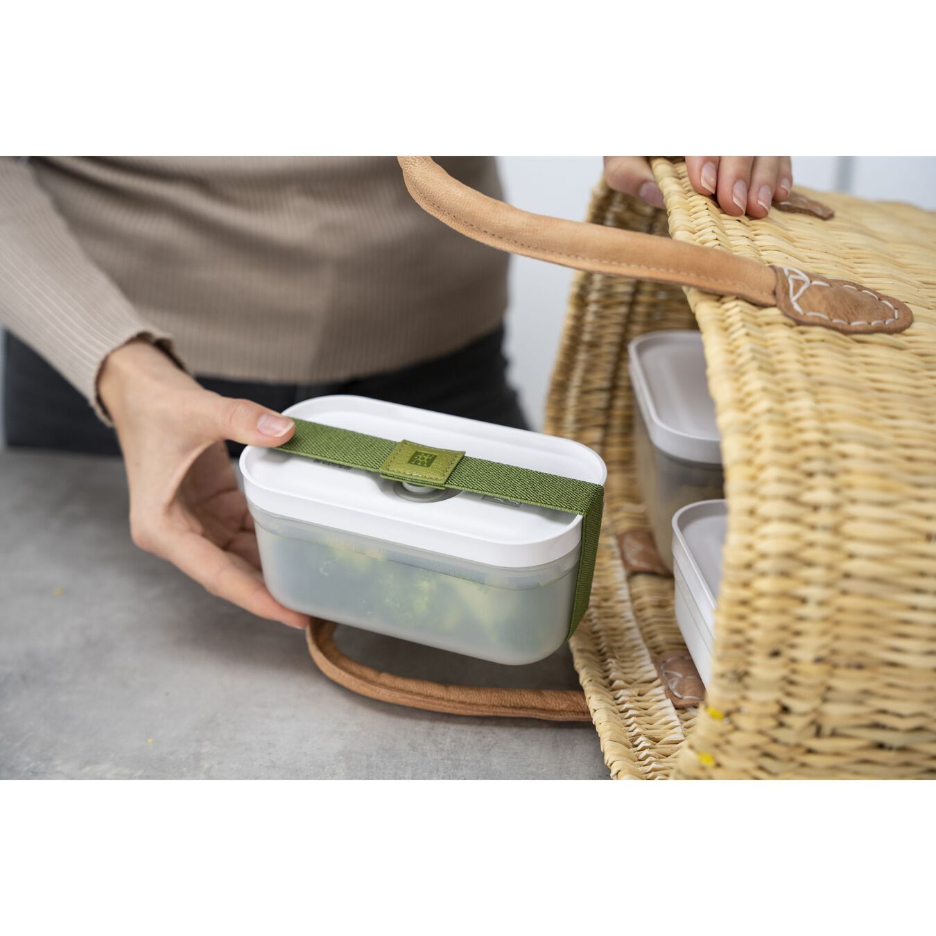 Lunch box sottovuoto S, plastica, semi trasparente-grigio,,large 12
