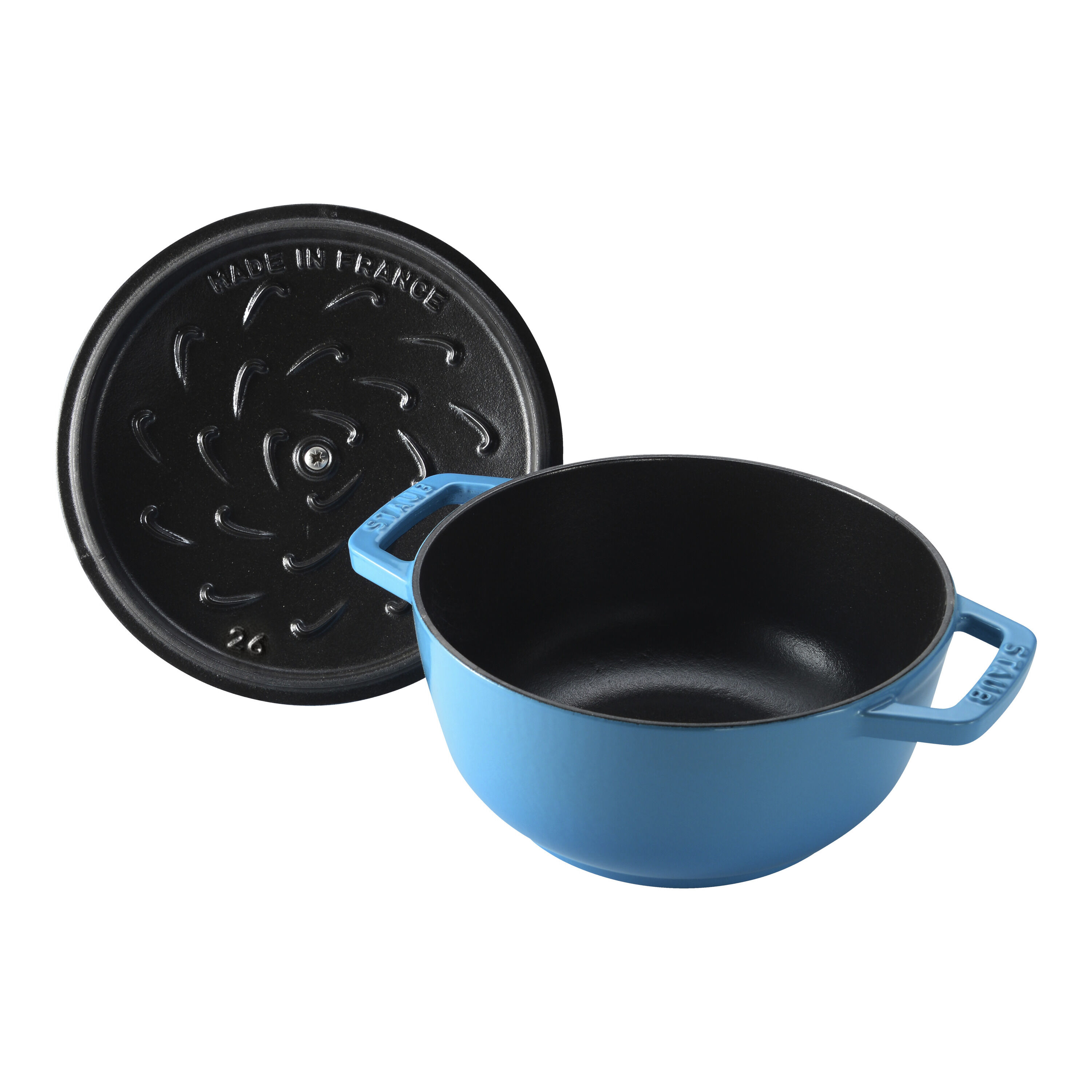 新品未使用　STAUB 両手鍋 青 小型 キッチンタオル付き 新品未使用 STAUB 両手鍋 青 小型 キッチンタオル付き 新品未使用