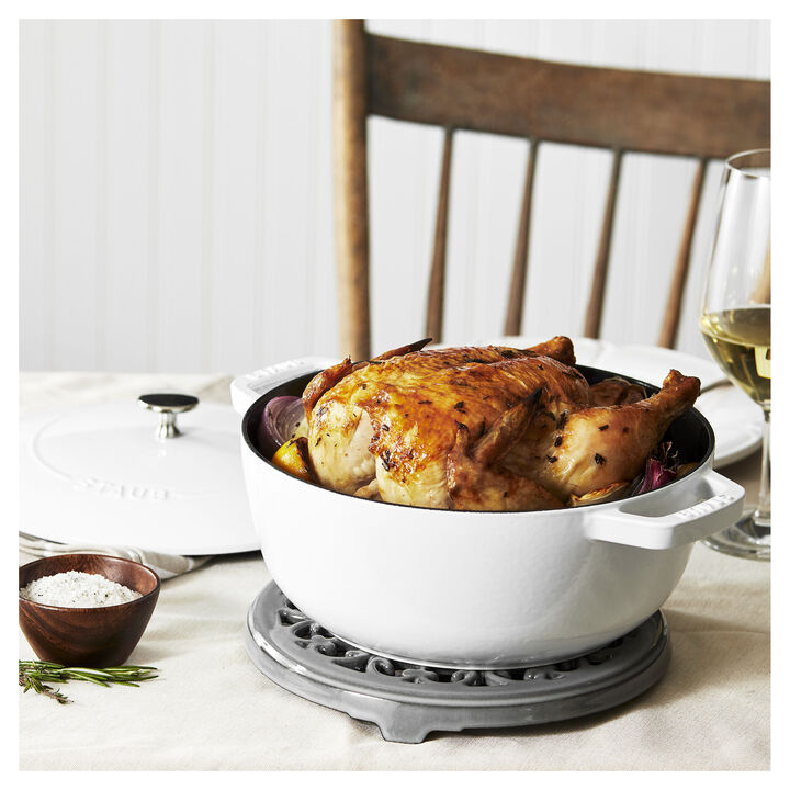 Cast Iron, 3.75 qt, Essential French Oven, pure-white, large 3
