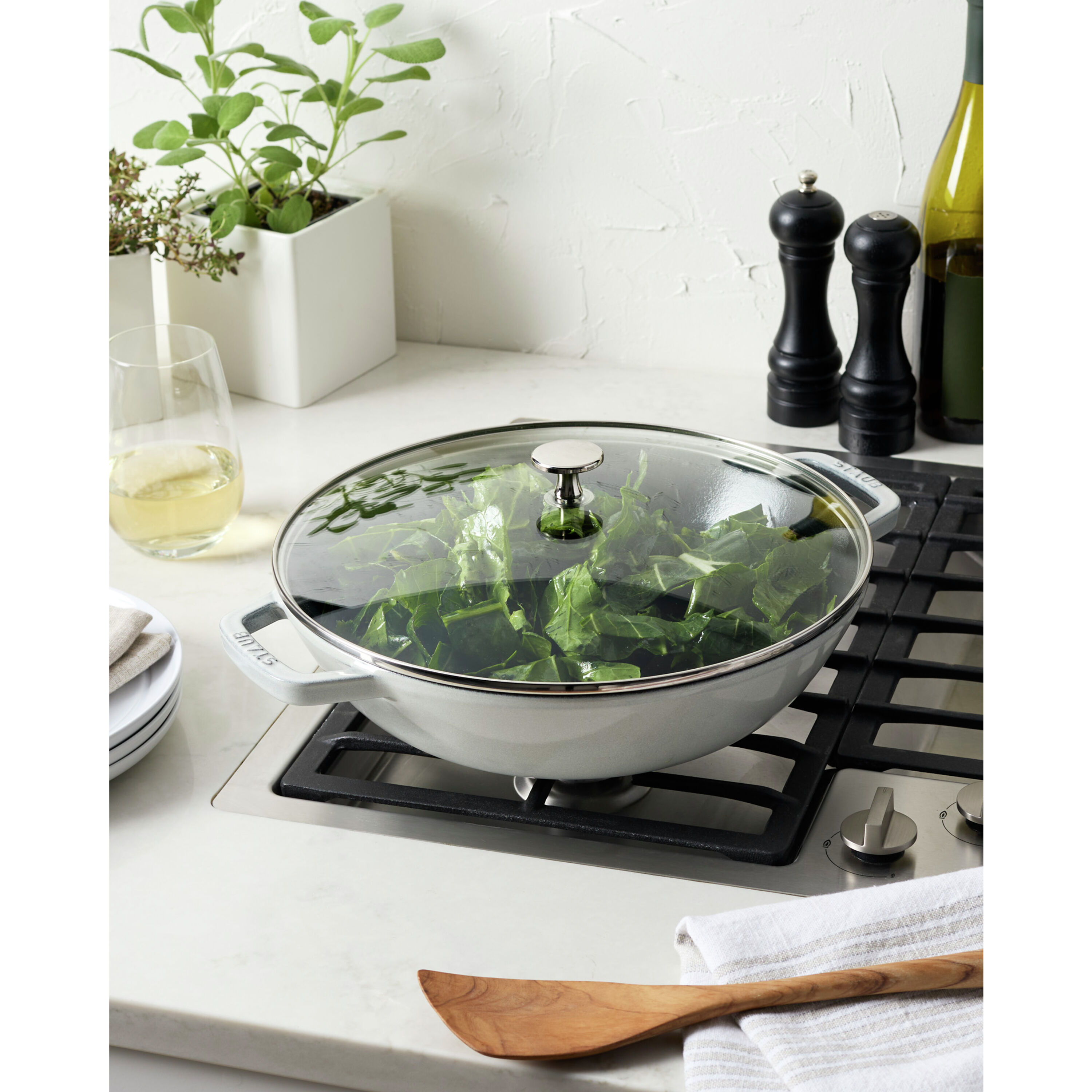Buy Staub Cast Iron Wok | ZWILLING.COM