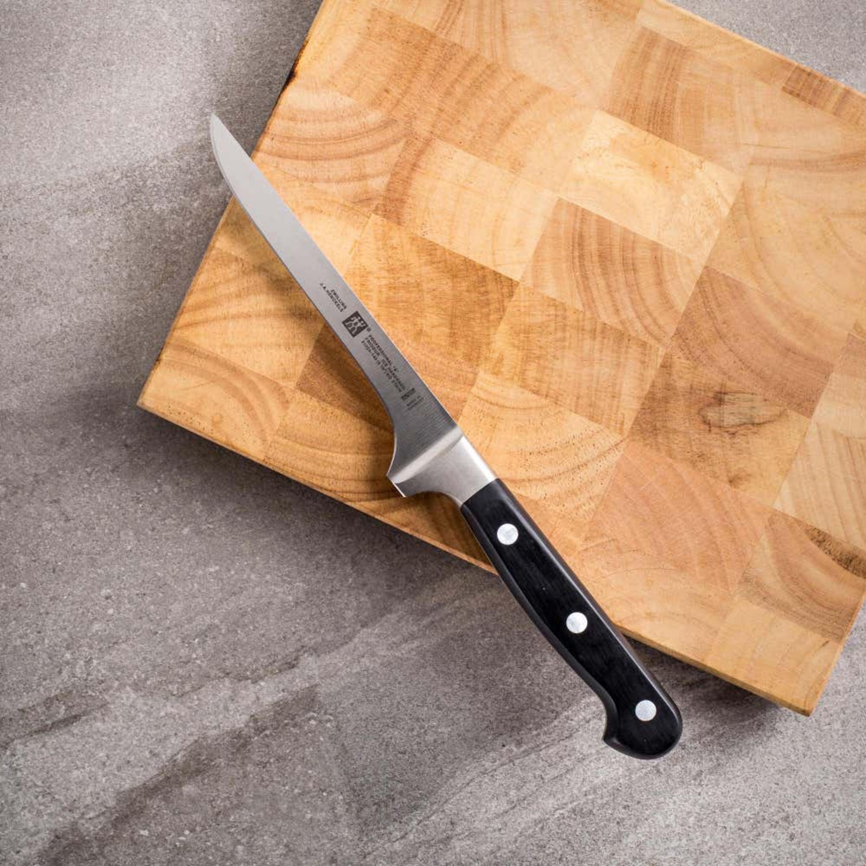 ZWILLING Professional S Boning Knife - Thumbnail 3