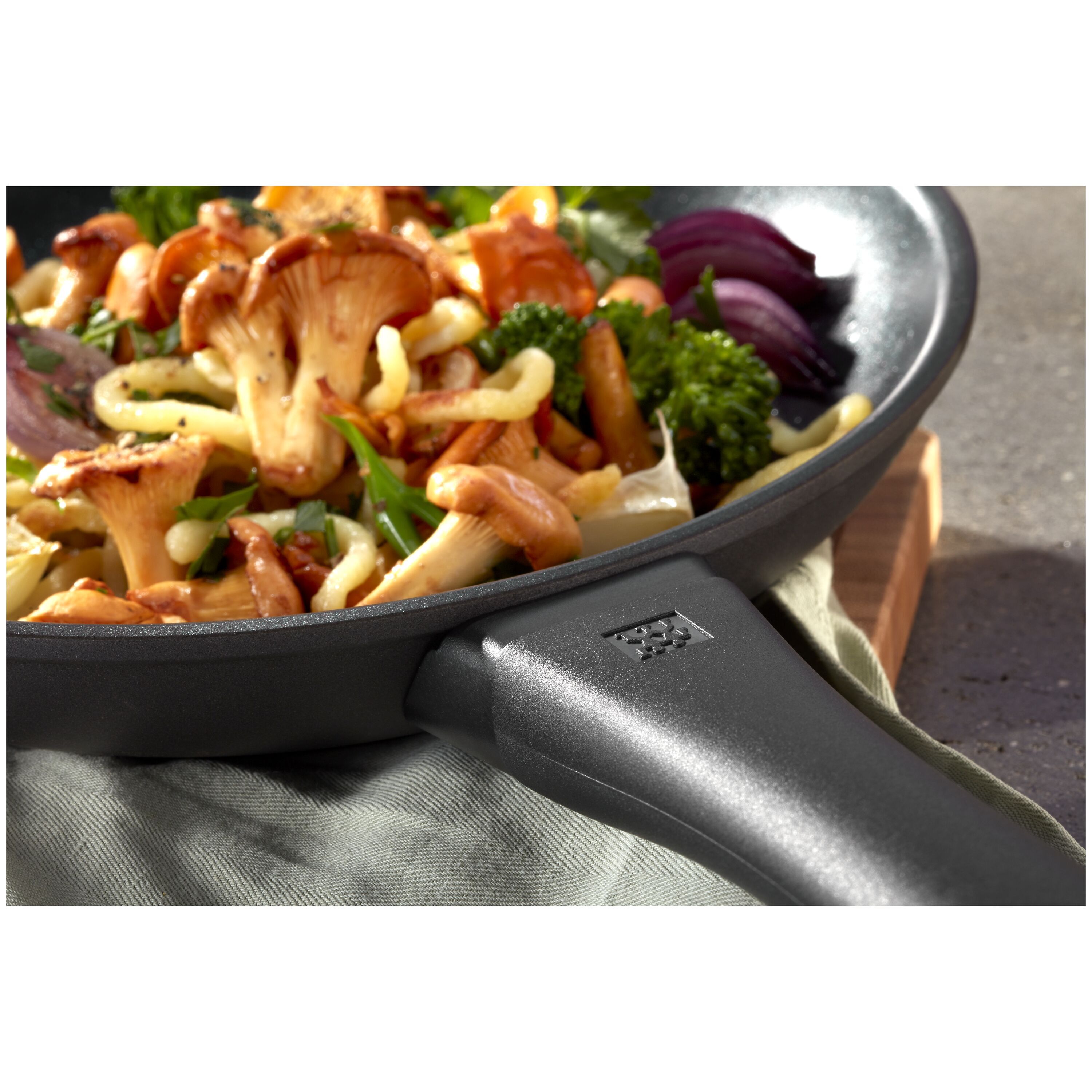 Thumbnail - ZWILLING Shine Bratpfanne 24 cm, Aluminium, Schwarz