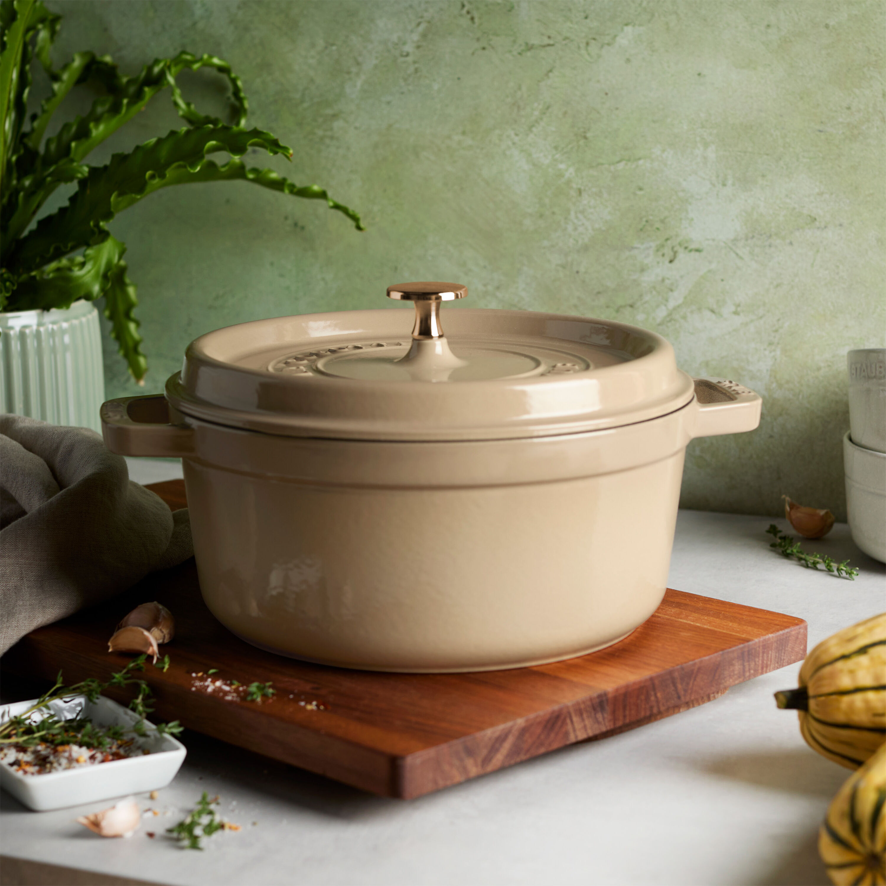 Buy Staub La Cocotte Cocotte | ZWILLING.COM