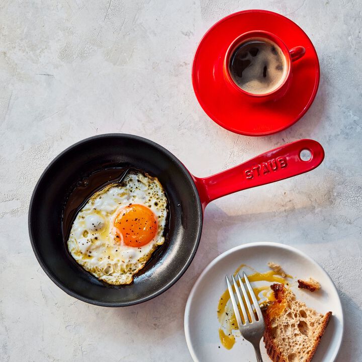 Pans, 16 cm / 6.5 inch cast iron Frying pan, cherry, large 2