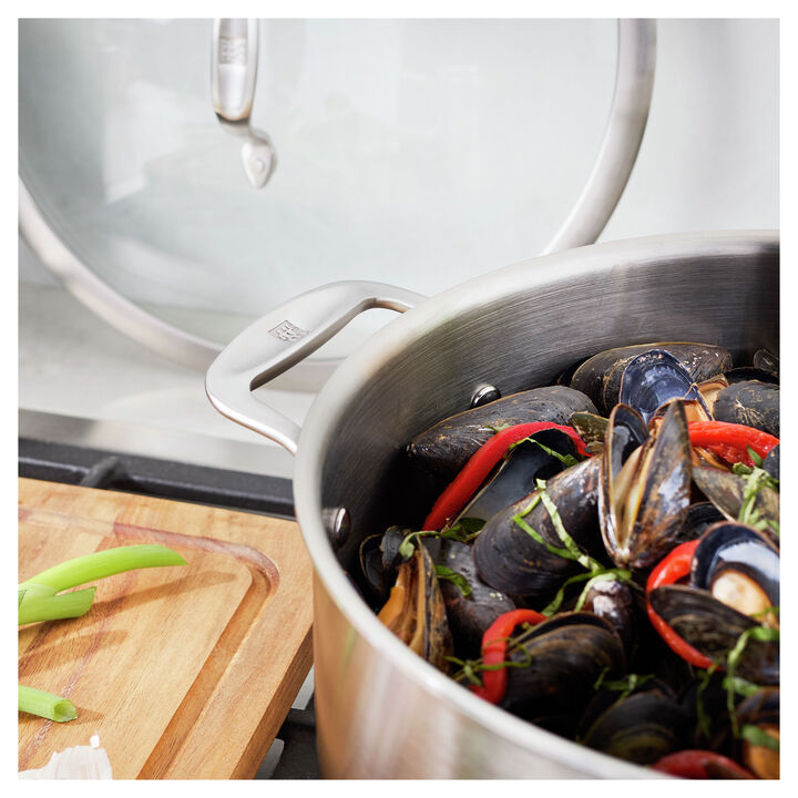 Spirit 3-Ply, 8 qt, Stainless Steel Dutch Oven, large 4