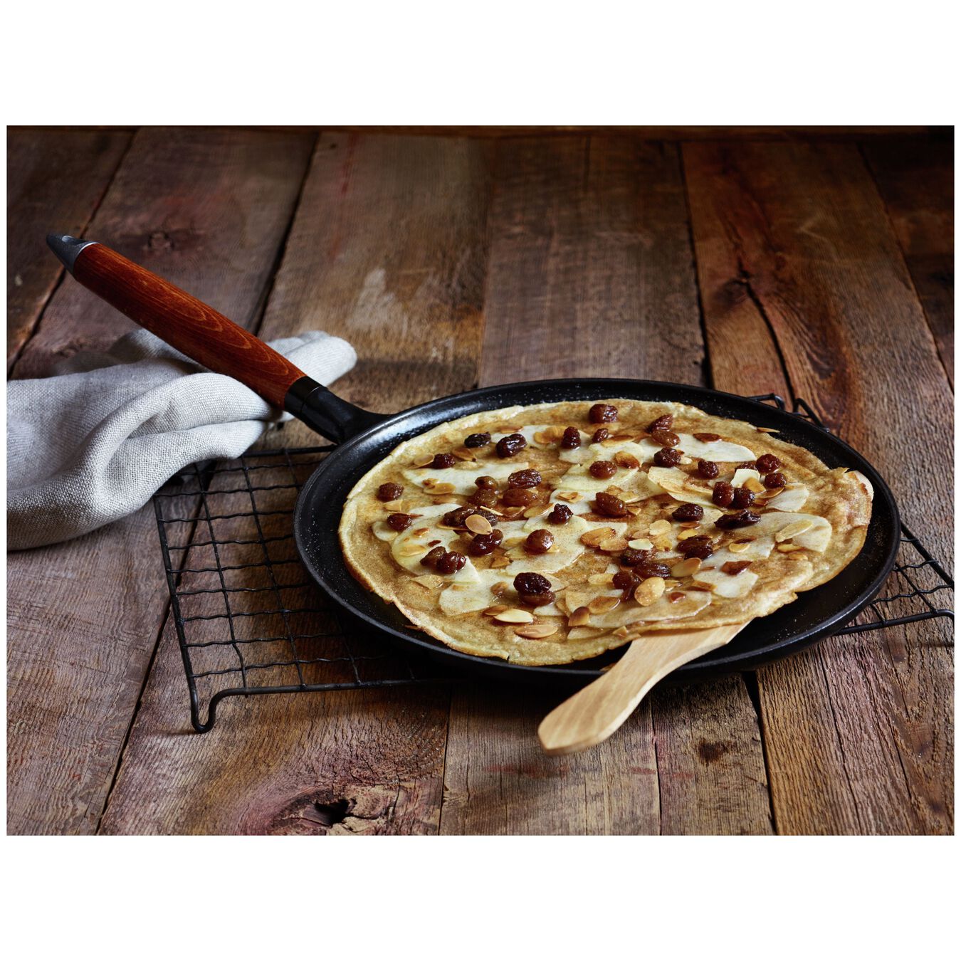 28 cm Cast iron Pancake pan with wooden handle,,large 6