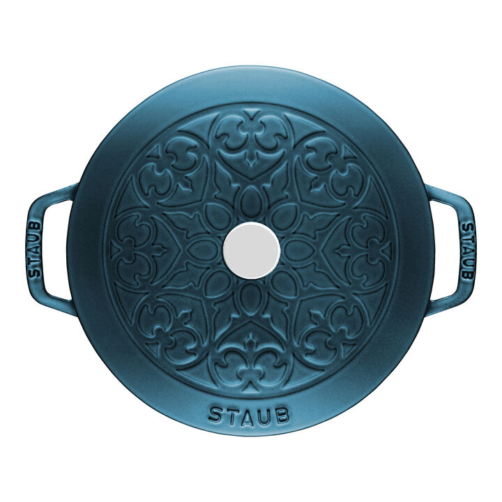 La Cocotte, Essential French Oven with lily lid and trivet 2 Piece, cast iron, large 3