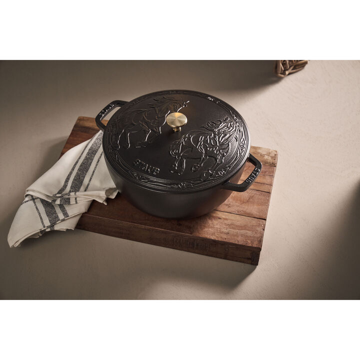 La Cocotte, 4.8 l cast iron round Year of the Horse French Oven, black, large 2