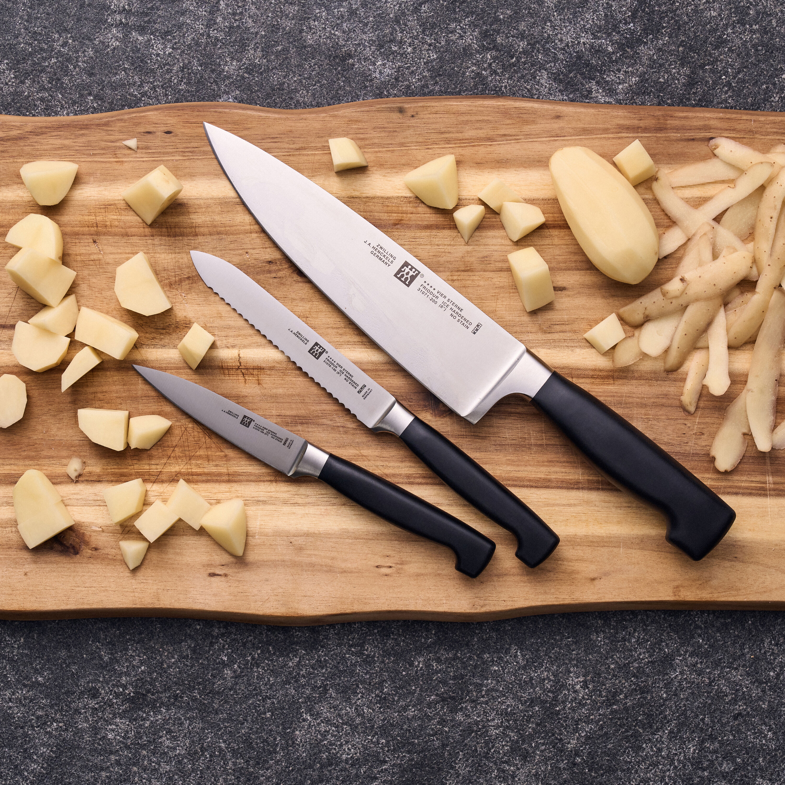 Buy ZWILLING Four Star Knife set | ZWILLING.COM