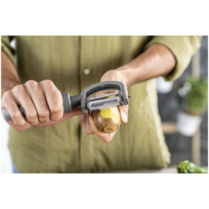 Buy ZWILLING Z-Cut 5-in-1 peeler | ZWILLING.COM