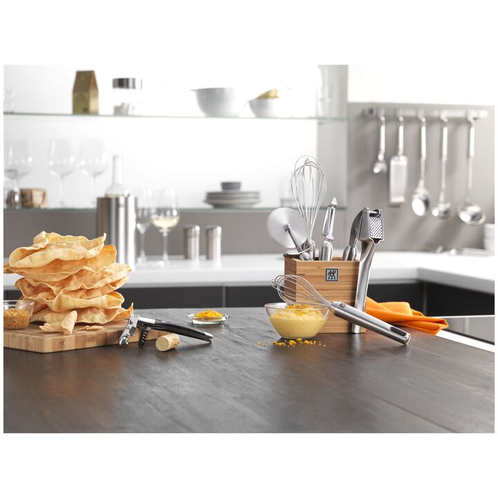 Pro Tools, Whisk Large, large 2