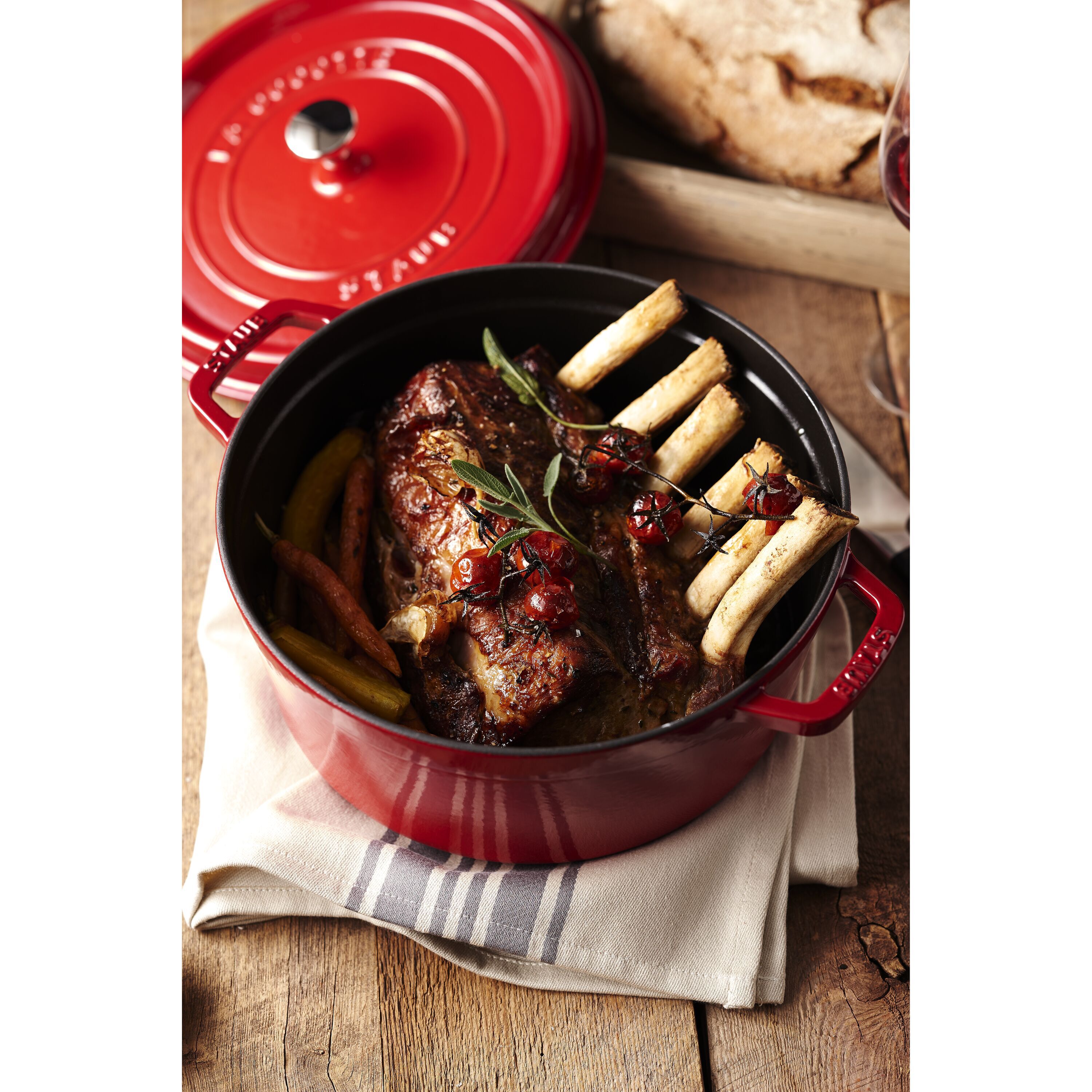 Buy Staub Cast Iron Cocotte | ZWILLING.COM