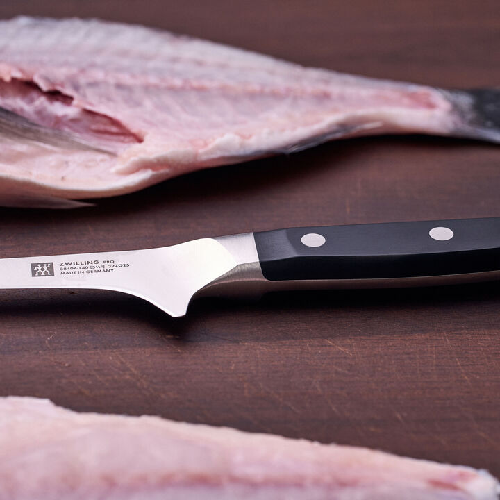 Pro, Couteau à désosser 14 cm, large 3