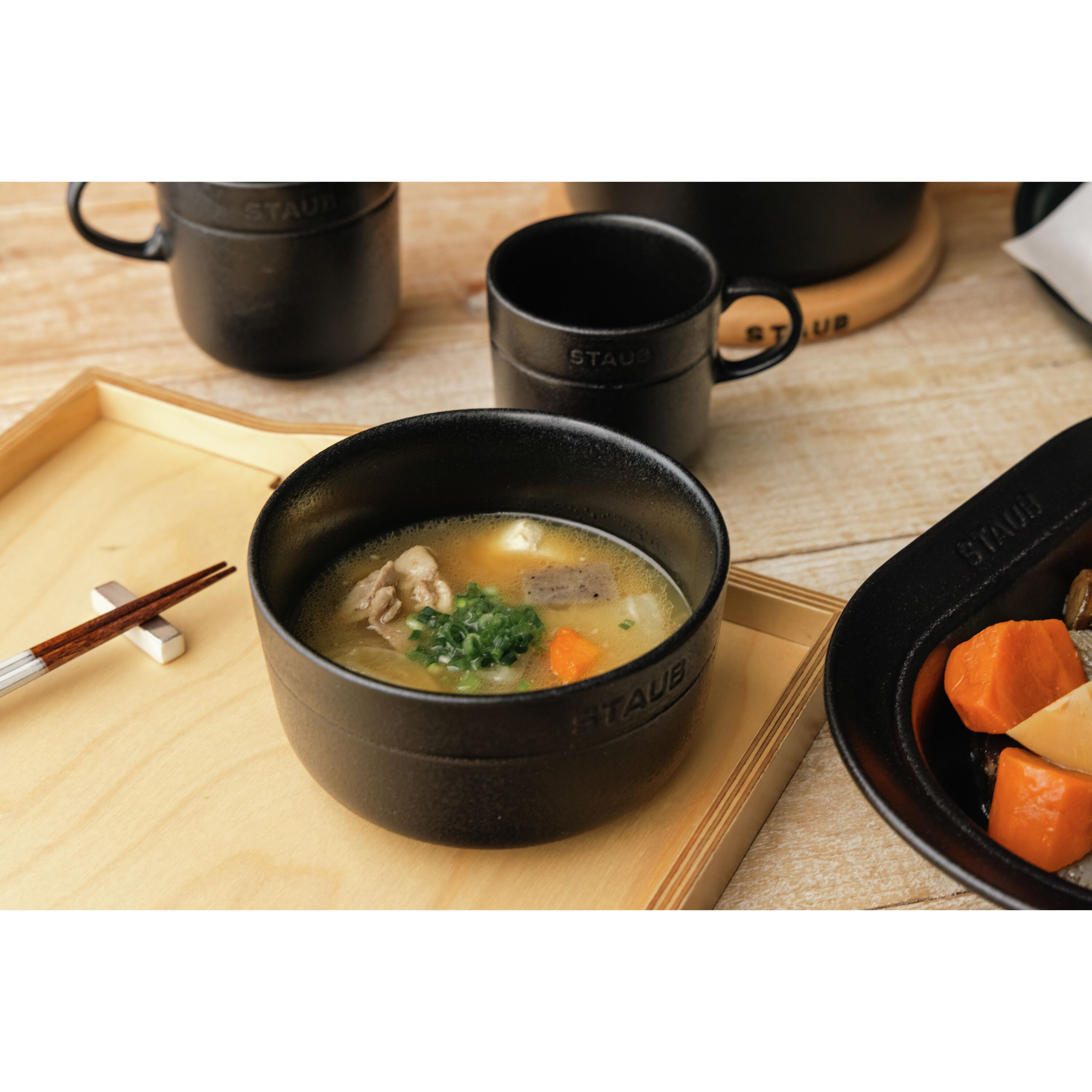 調理器具 STAUB ストウブ Specialities スタッカブルディッシュ 蓋付 | ツヴィリング